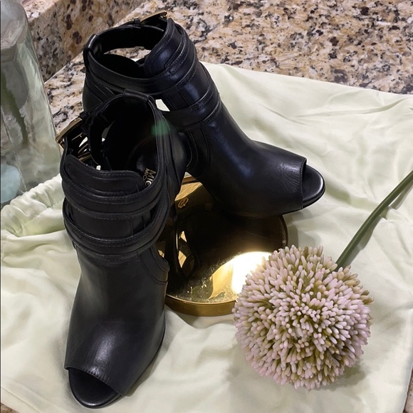 Black michael kors high heels - Picture 2 of 9